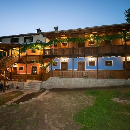 Hotel Недкова Къща à Koprivchtitsa Extérieur photo