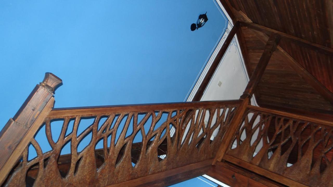 Hotel Недкова Къща à Koprivchtitsa Extérieur photo